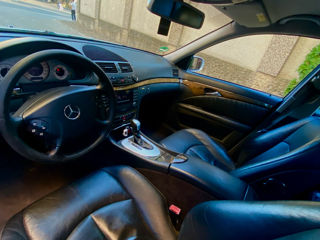 Mercedes E-Class foto 8