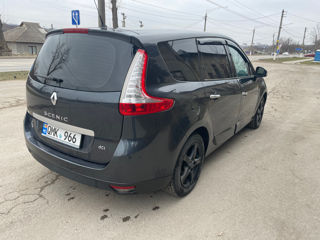 Renault Grand Scenic foto 7