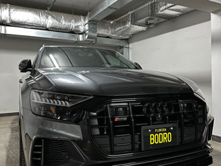 Audi RS Q8 foto 3