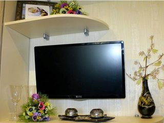 Установка и монтаж телевизоров на стену. Instalare suport tv pe perete. Suport TV foto 2