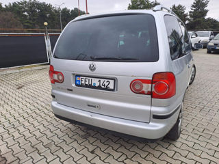 Volkswagen Sharan foto 4