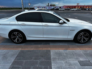 BMW 5 Series foto 2