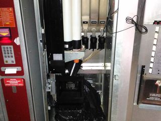 Кофе (Вендинг) автомат Unicum Rosso , Снек Unicum FoodBox foto 3