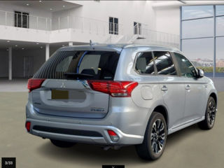 Mitsubishi Outlander foto 3