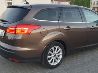 Ford Focus foto 6