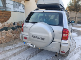 Toyota Rav 4 foto 3