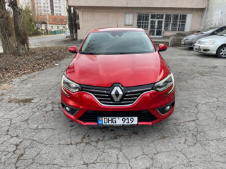 Renault Megane foto 2