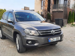 Volkswagen Tiguan foto 2