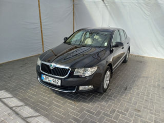 Skoda Superb фото 7