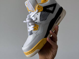 Nike Air Jordan 4 Retro White/Yellow Unisex foto 5