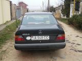 Mercedes Series (W124) foto 4