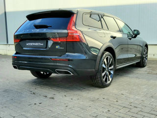 Volvo V60 Cross Country foto 5