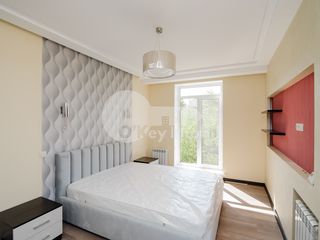 Casă excepțională, 2 nivele, regiune verde, Ghidighici, 1300 € ! foto 1