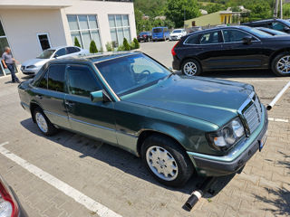 Mercedes Series (W124) foto 3