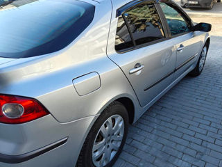 Renault Laguna foto 5