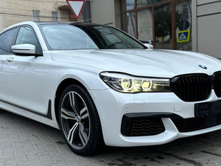 BMW 7 Series foto 2