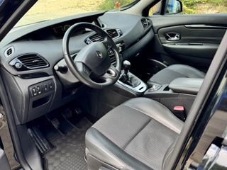 Renault Grand Scenic foto 4