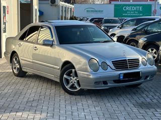 Mercedes E-Class foto 5