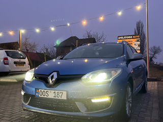 Renault Megane foto 2