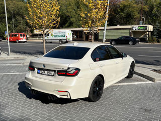 BMW 3 Series foto 3