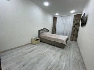 Apartament cu 1 cameră, 38 m², Centru, Chișinău foto 2