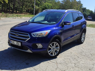 Ford Kuga foto 1