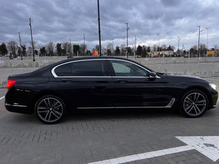 BMW 7 Series foto 6