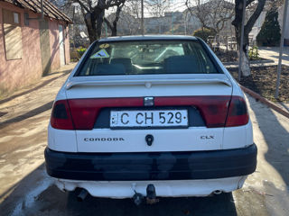 Seat Cordoba foto 4