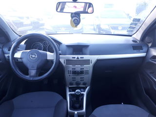 Opel Astra foto 8