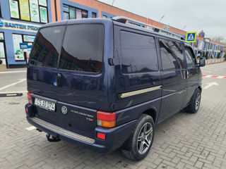 Volkswagen Transporter foto 6