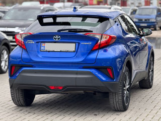 Toyota C-HR foto 5