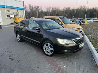 Skoda Superb foto 2