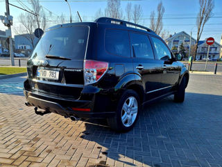 Subaru Forester foto 6