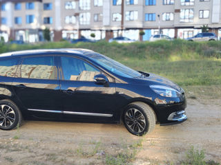 Renault Grand Scenic foto 8