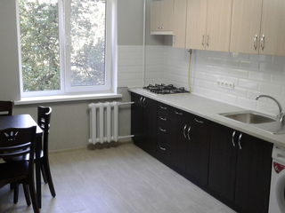 Apartament cu 2 camere, 63 m², Botanica, Chișinău