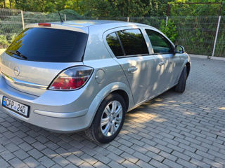 Opel Astra foto 8