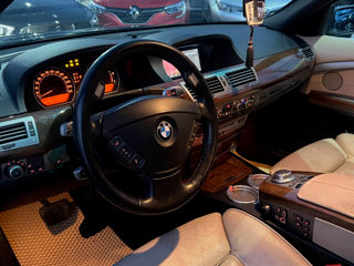 BMW 7 Series foto 9