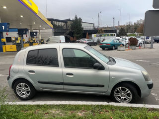 Renault Clio foto 4