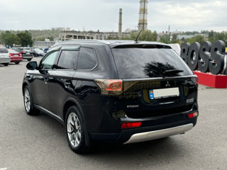 Mitsubishi Outlander foto 7