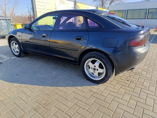 Mazda 323 foto 4