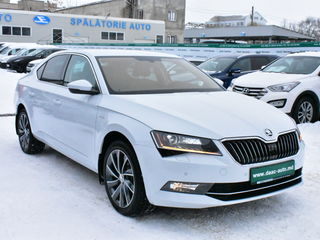 Skoda Superb foto 4