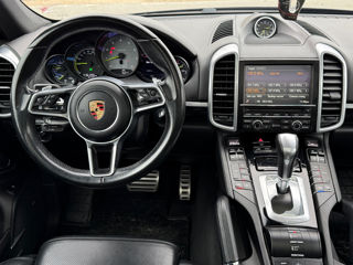 Porsche Cayenne foto 12