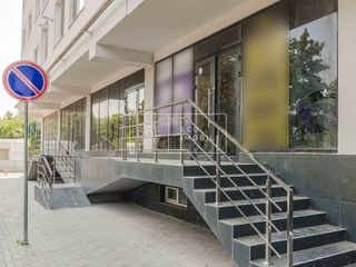 Telecentru, str. Sprîncenoaia, chirie spațiu comercial, 55 m.p, 800€ foto 6