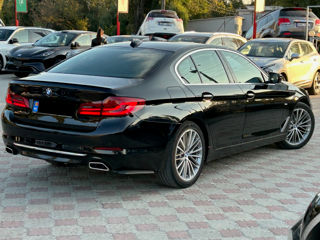 BMW 5 Series foto 4