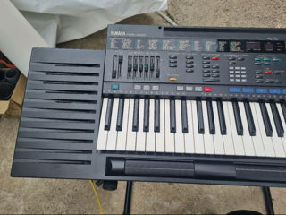 Yamaha PSR 4500 foto 3