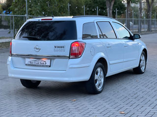 Opel Astra foto 8