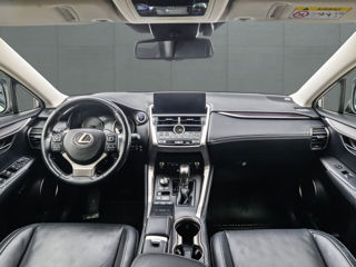 Lexus NX Series foto 8