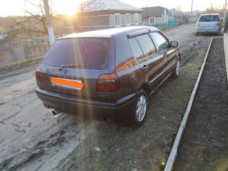 Volkswagen Golf foto 5