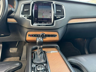 Volvo XC90 foto 17