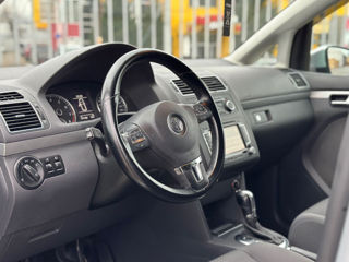 Volkswagen Touran foto 6